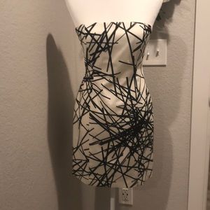 Laundry by Shelli Segal cocktail dress